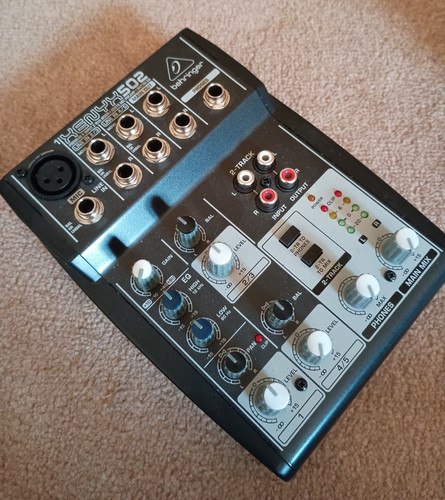 Behringer xenyx 502 personal - behringer,