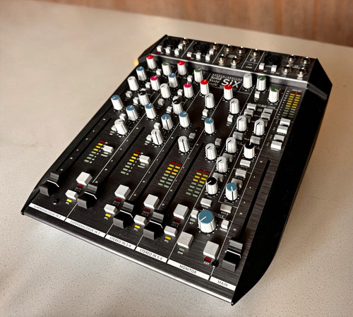 Solid state logic ssl six - state,