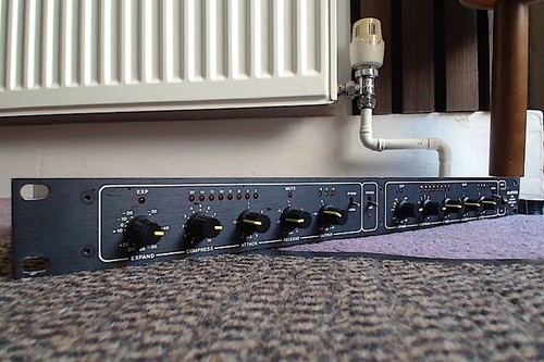 Drawmer dual analogue - -,